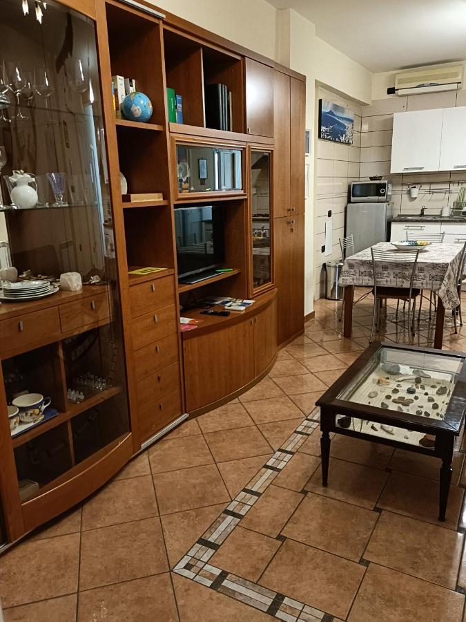 Appartement Domus Cornelia à Naples Extérieur photo